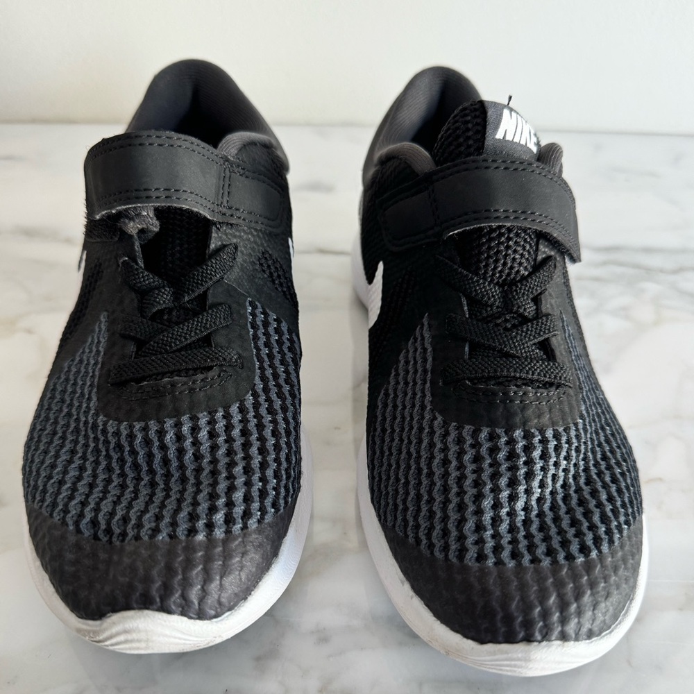 Nike Running Size 2Y